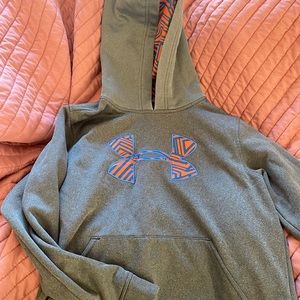 Under Armour Sweatshirt